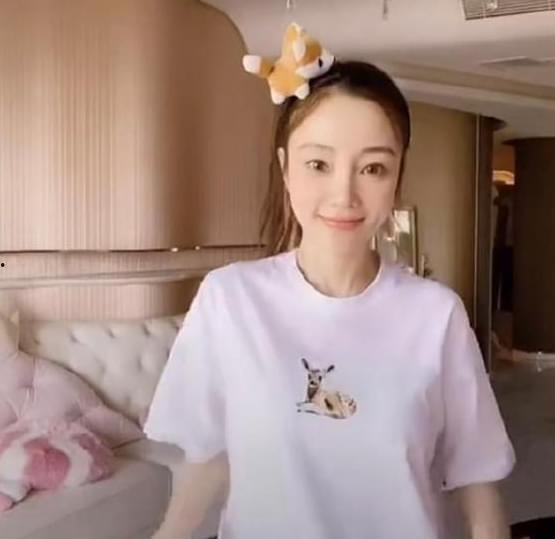 张萌李小璐最新爆料,揭秘娱乐圈背后的惊人真相  第1张